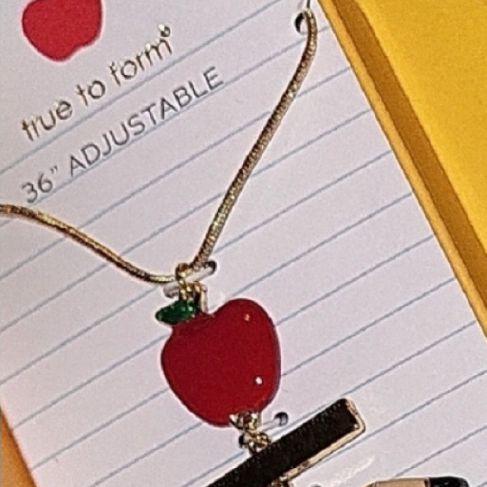 True to Form Teacher Badge Holder - Picture 4 of 8